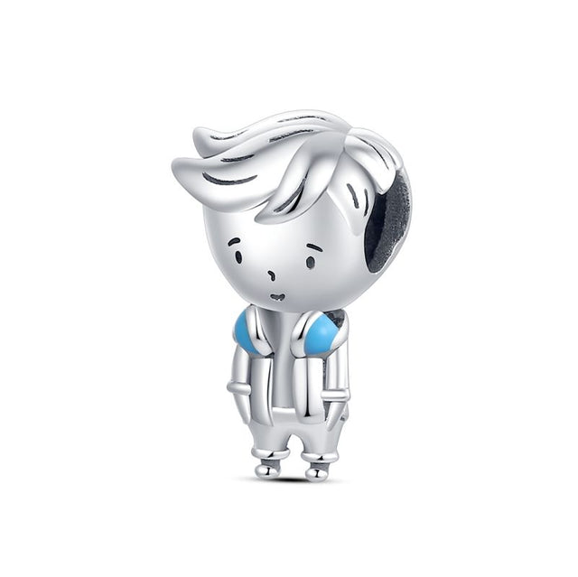 Niño con audífonos