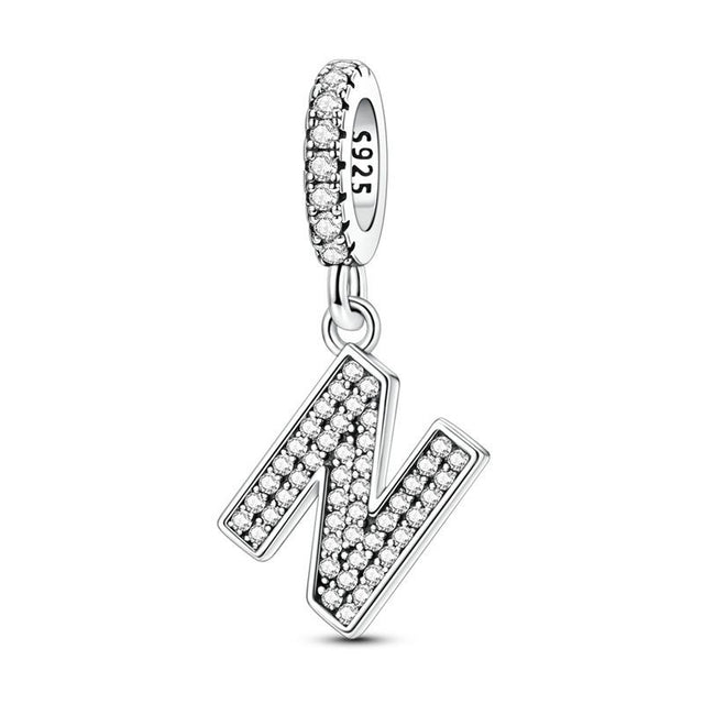 Inicial brillante N