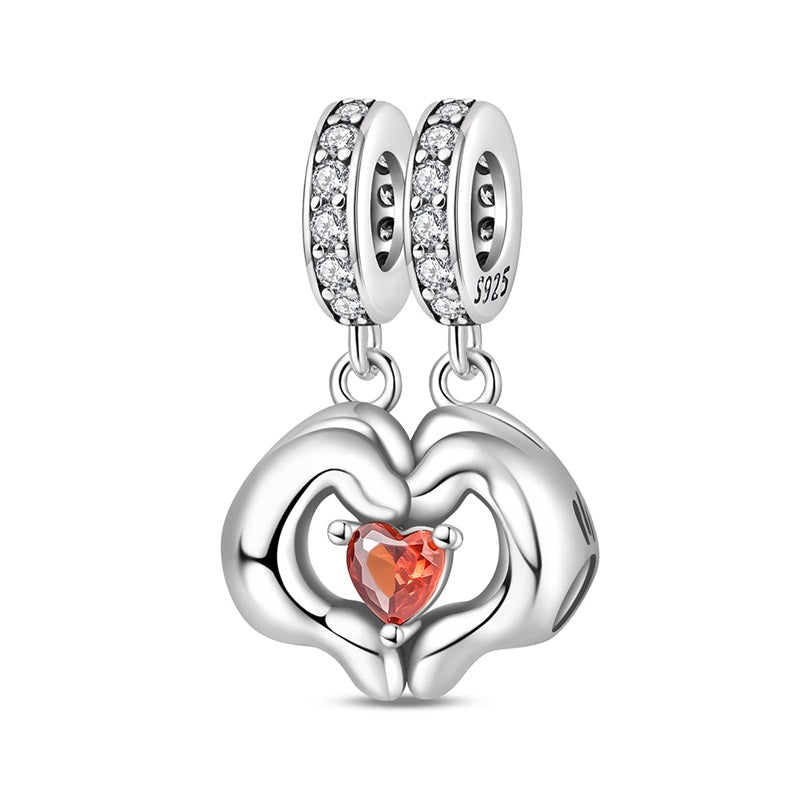Corazón con los dedos rosa